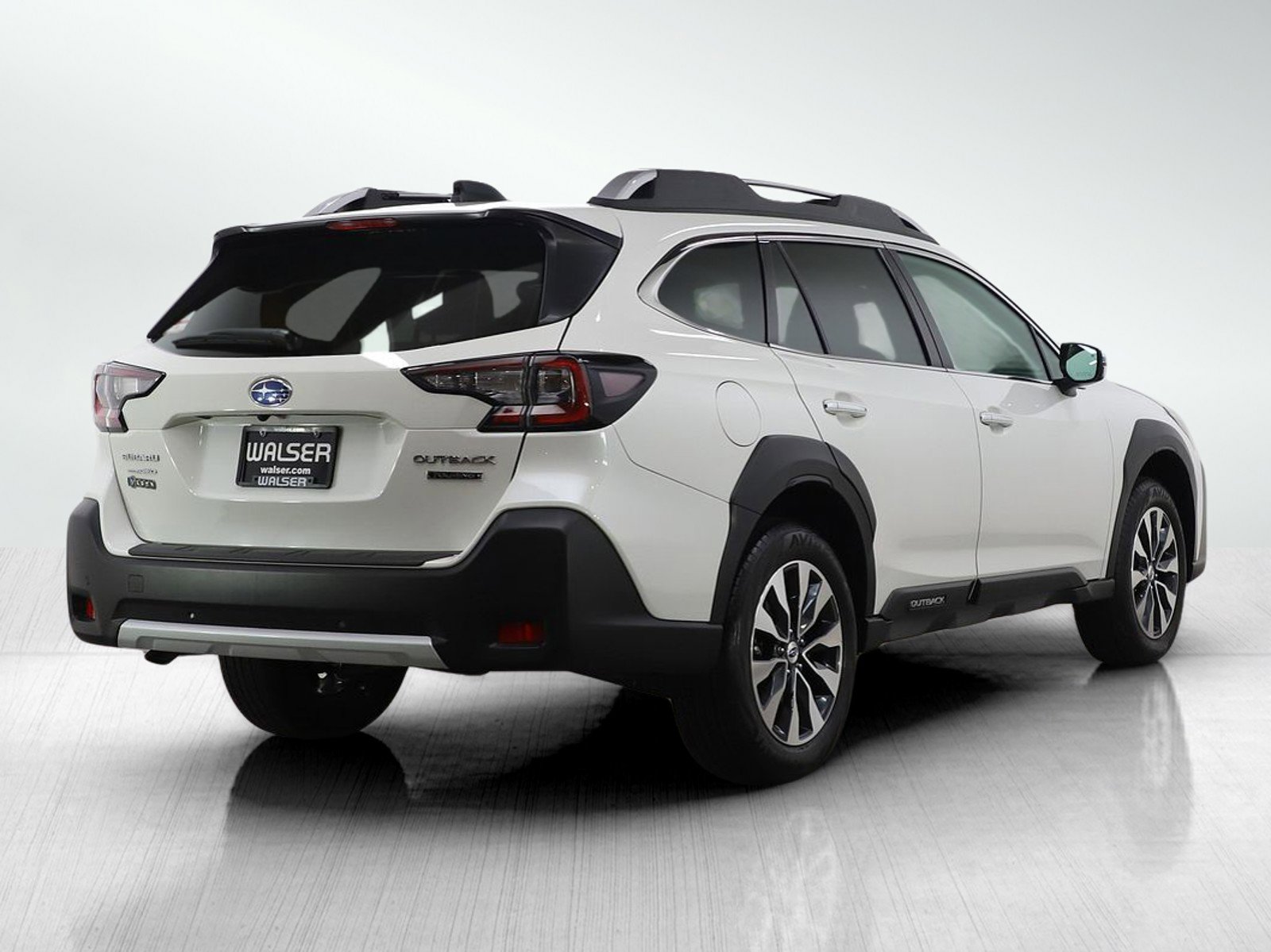 Used 2025 Subaru Outback Touring w/ Tech Package 3 image 5