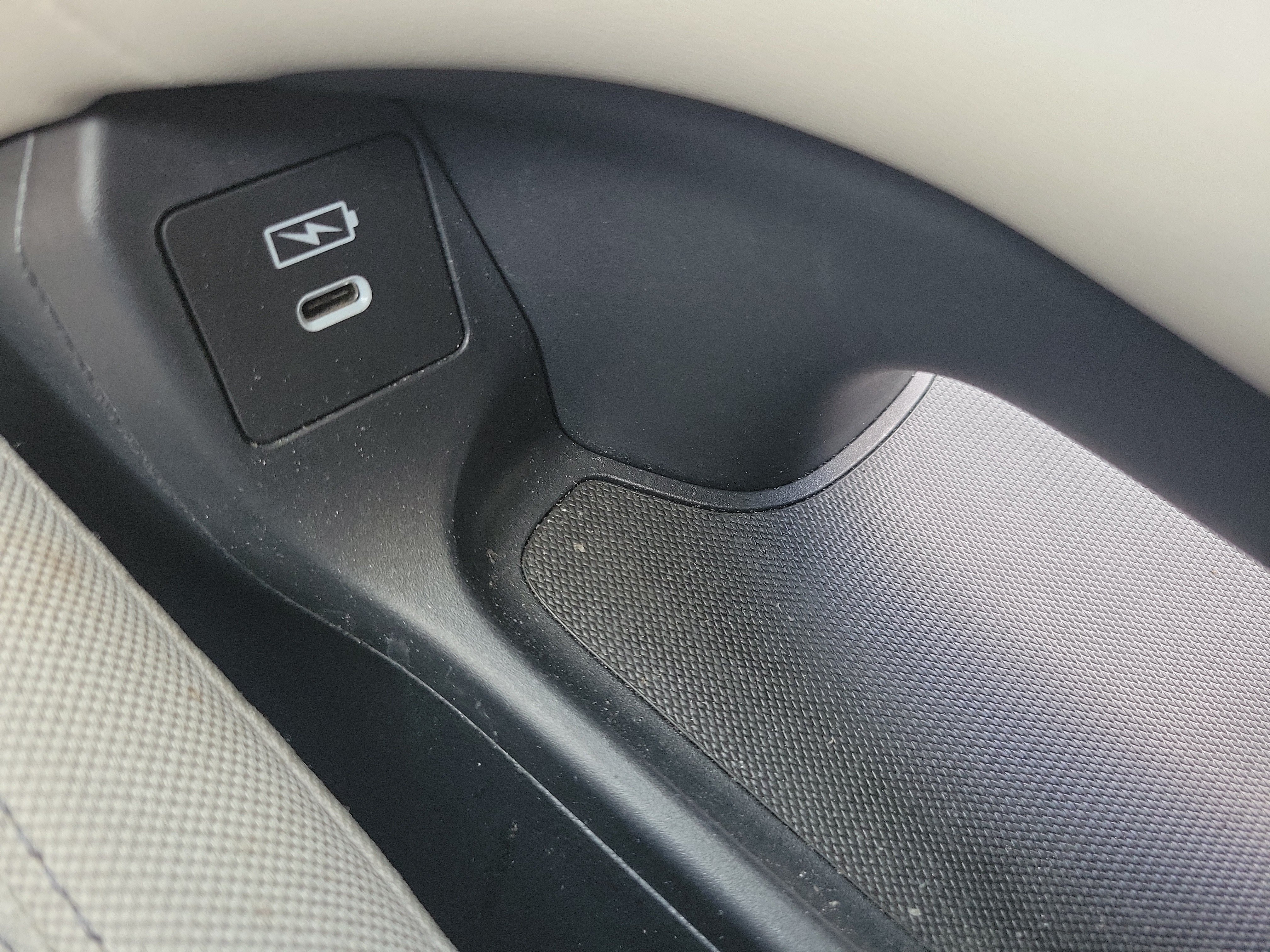 Used 2024 Honda HR-V LX image 29