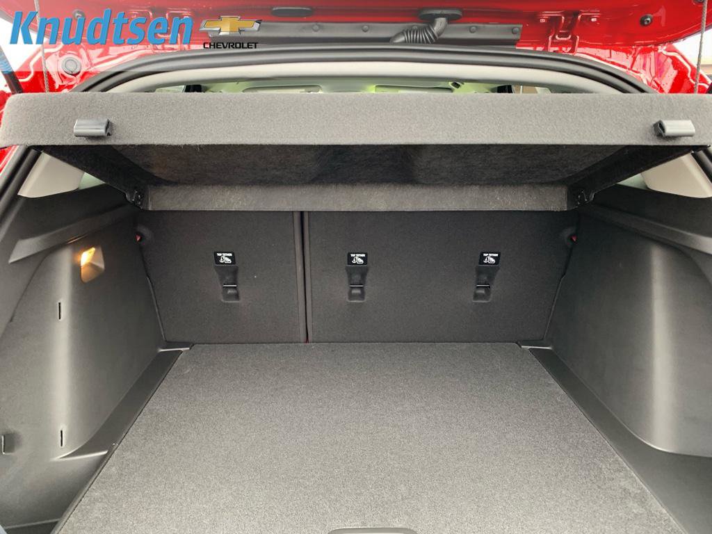 New 2026 Chevrolet Trax LT w/ Driver Confidence Package image 15