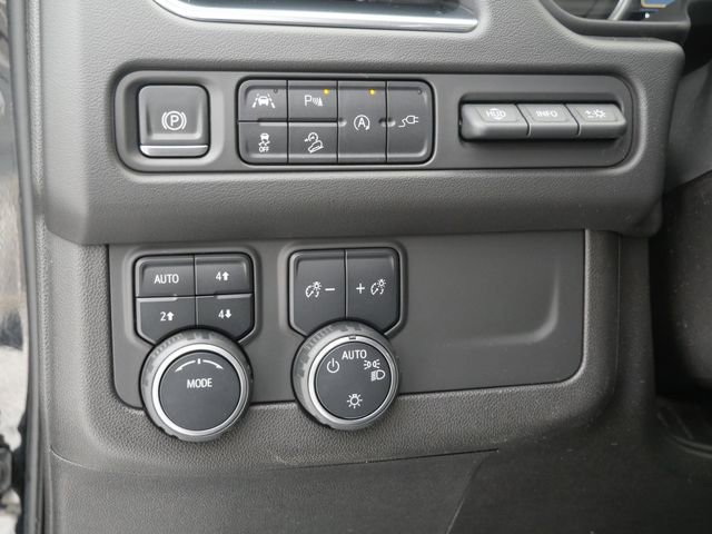 Used 2021 Chevrolet Suburban Premier image 15