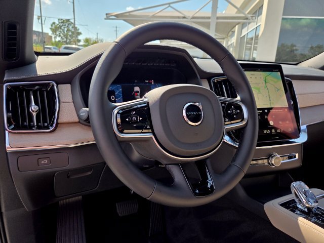 New 2027 Volvo XC90 B6 Plus AWD/4WD image 8