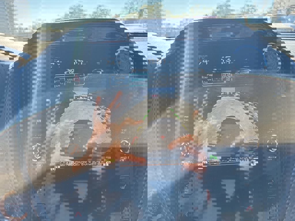 Used 2025 Subaru Crosstrek 2.5i Wilderness w/ Wilderness Package image 25