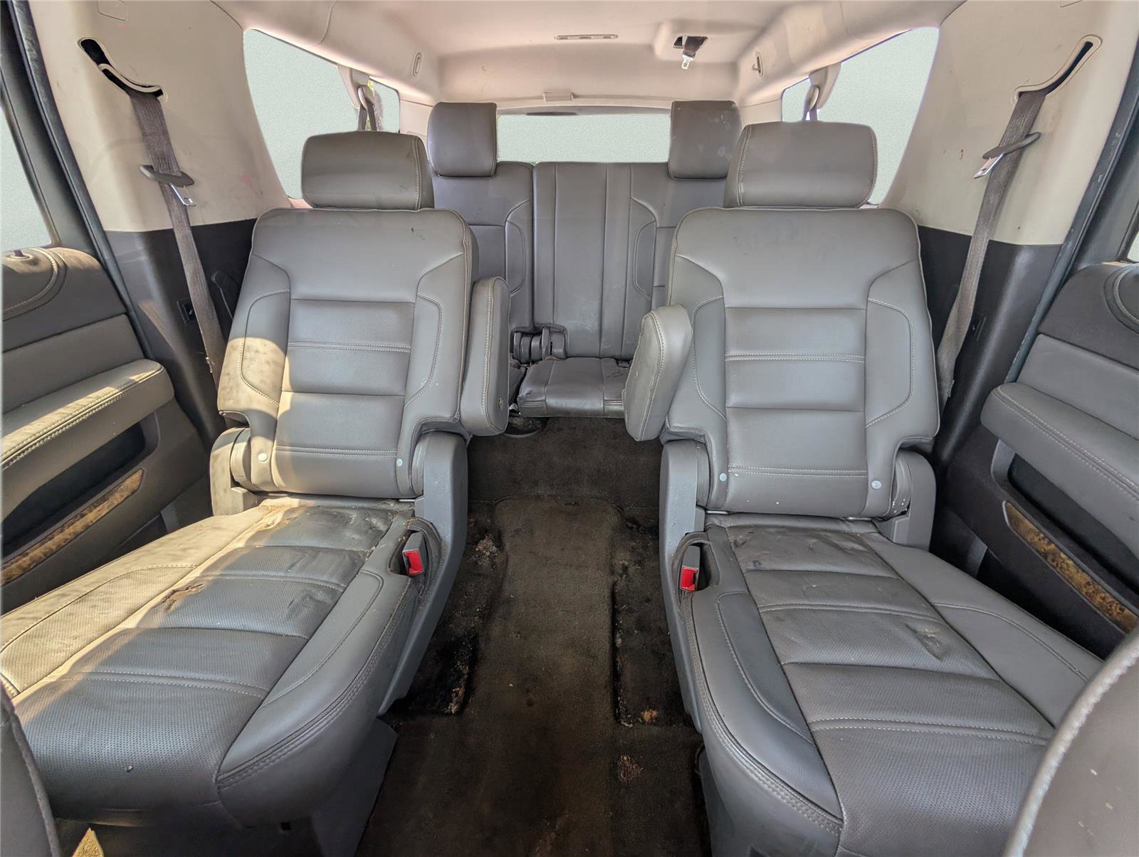 Used 2015 GMC Yukon XL Denali w/ Open Road Package RWD image 9