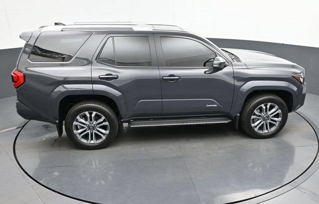 Used 2025 Toyota 4Runner Limited AWD/4WD image 41