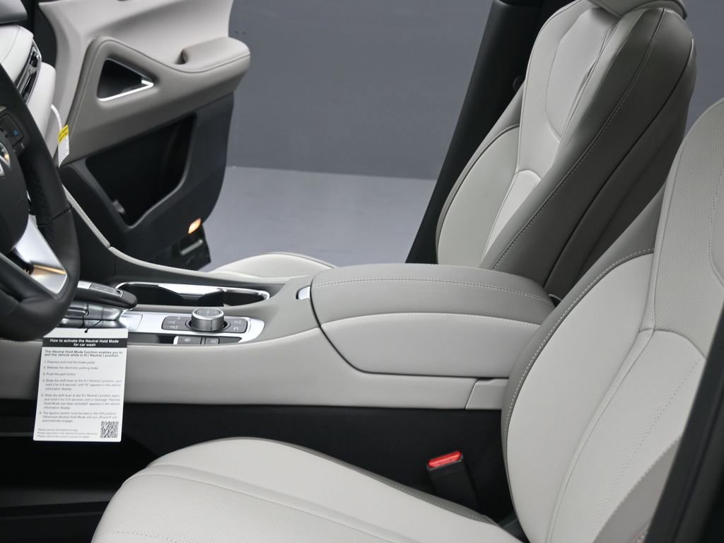 New 2026 INFINITI QX60 Luxe image 18