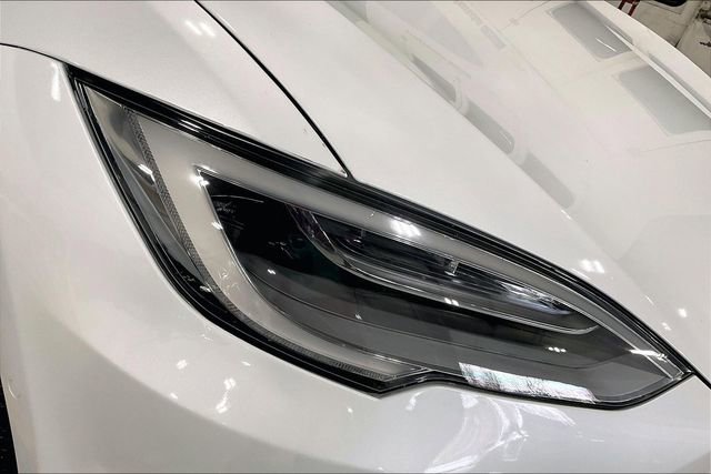 Used 2020 Tesla Model S Performance image 30