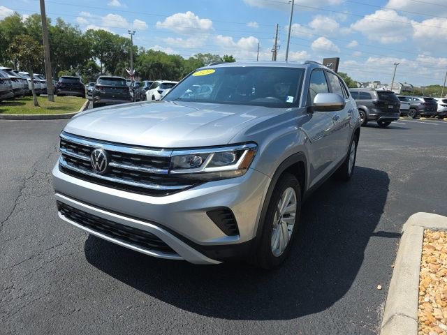 Used 2020 Volkswagen Atlas Cross Sport SE w/ Towing Package AWD/4WD image 2
