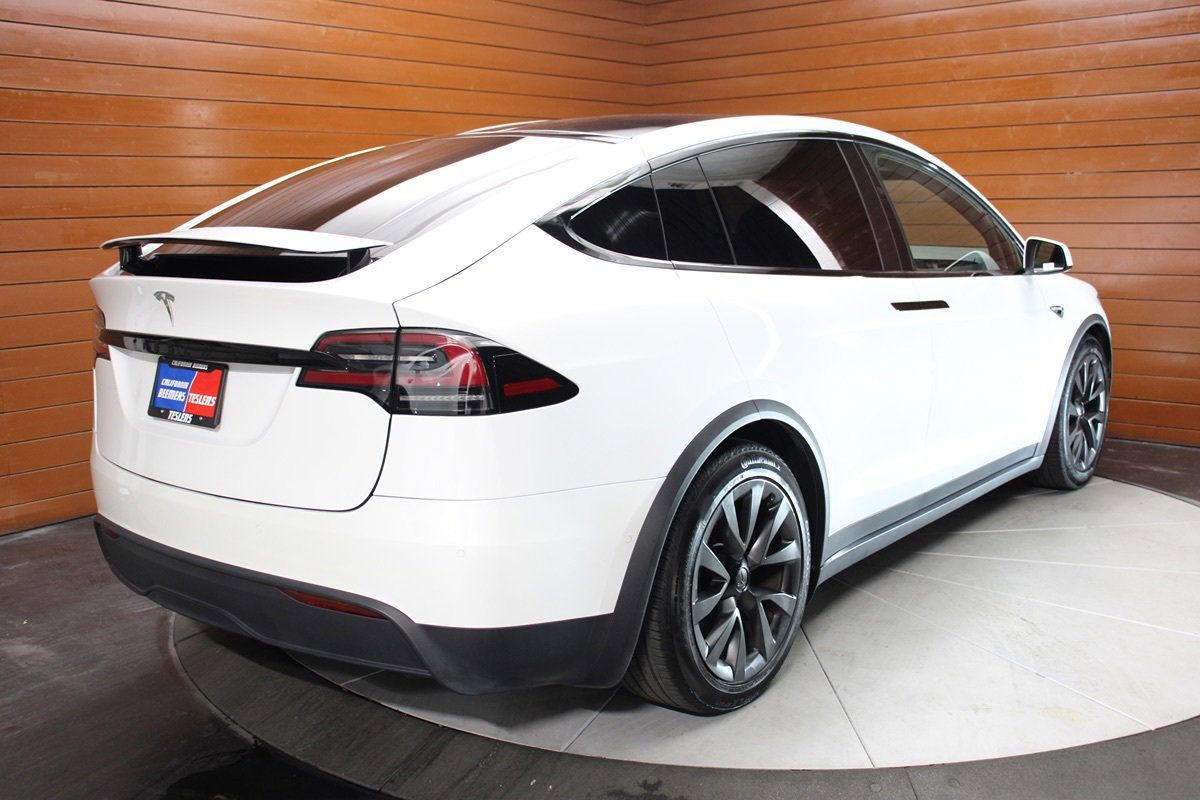 Used 2023 Tesla Model X AWD/4WD image 8