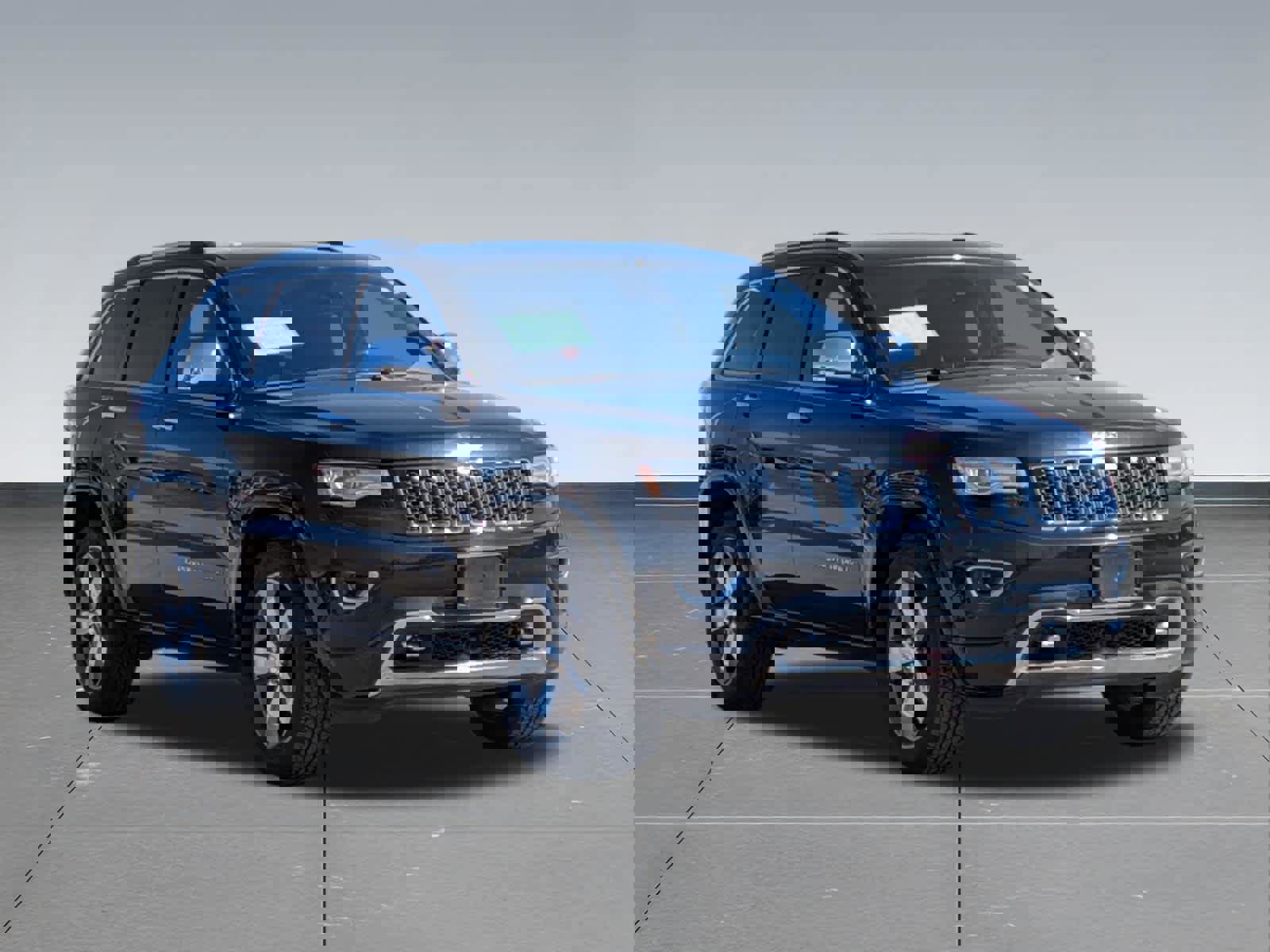 Used 2014 Jeep Grand Cherokee Overland w/ Advanced Technology Group image 7