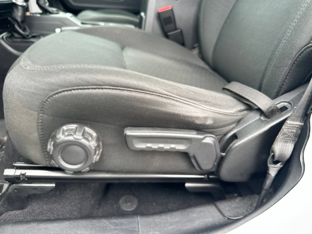 Used 2021 Jeep Wrangler Unlimited Sport AWD/4WD image 17
