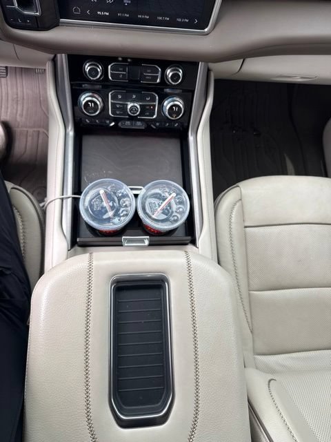 Used 2022 GMC Yukon Denali AWD/4WD image 28