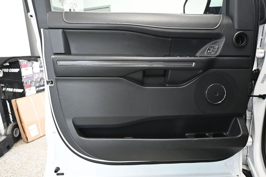 Used 2022 Ford Expedition Max XLT AWD/4WD image 20
