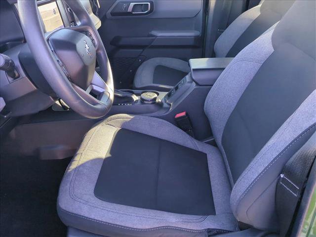 Used 2022 Ford Bronco Base image 16