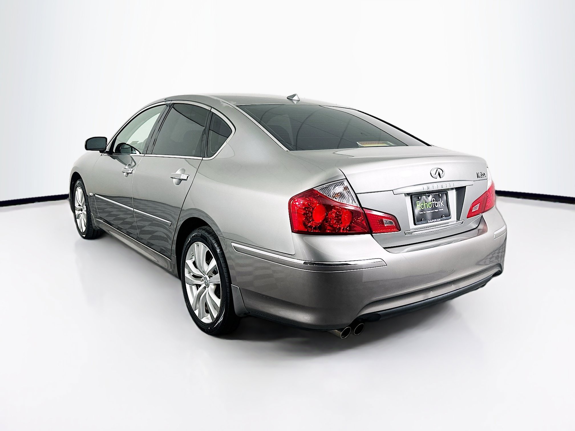 Used 2010 INFINITI M35 x w/ Technology Pkg AWD/4WD image 5
