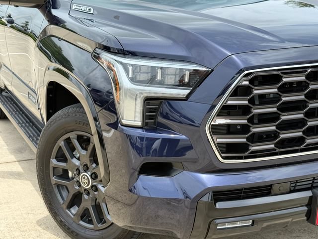 Used 2024 Toyota Sequoia Platinum AWD/4WD image 3