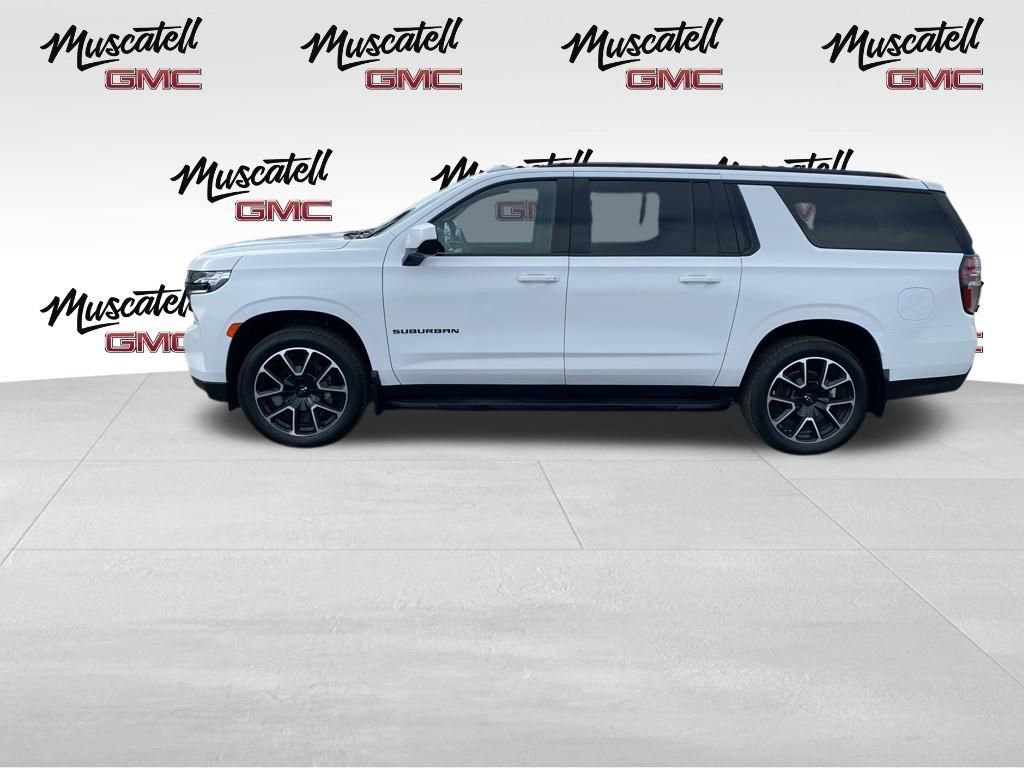 Used 2023 Chevrolet Suburban RST AWD/4WD image 8