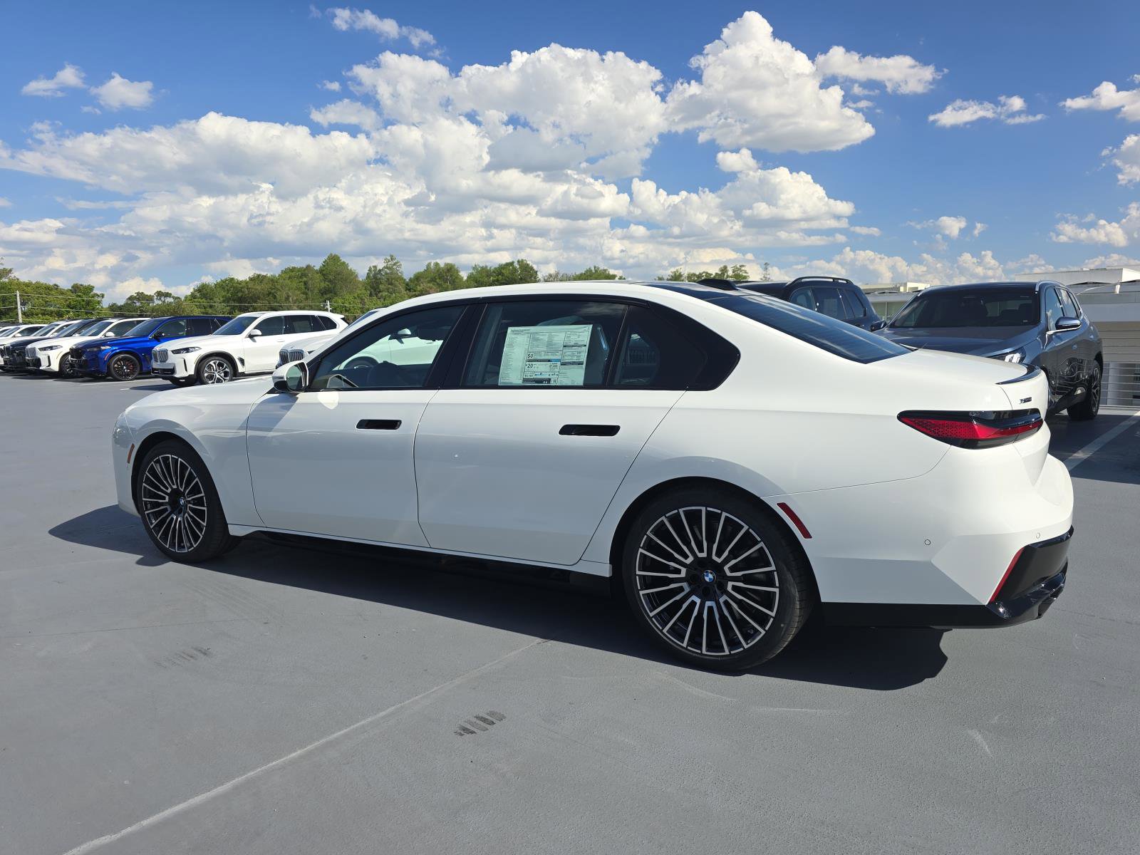 New 2026 BMW 760i xDrive w/ Luxury Rear Seating Package AWD/4WD image 5