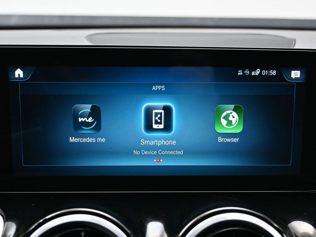 Used 2022 Mercedes-Benz GLB 250 w/ Premium Package Lite image 26