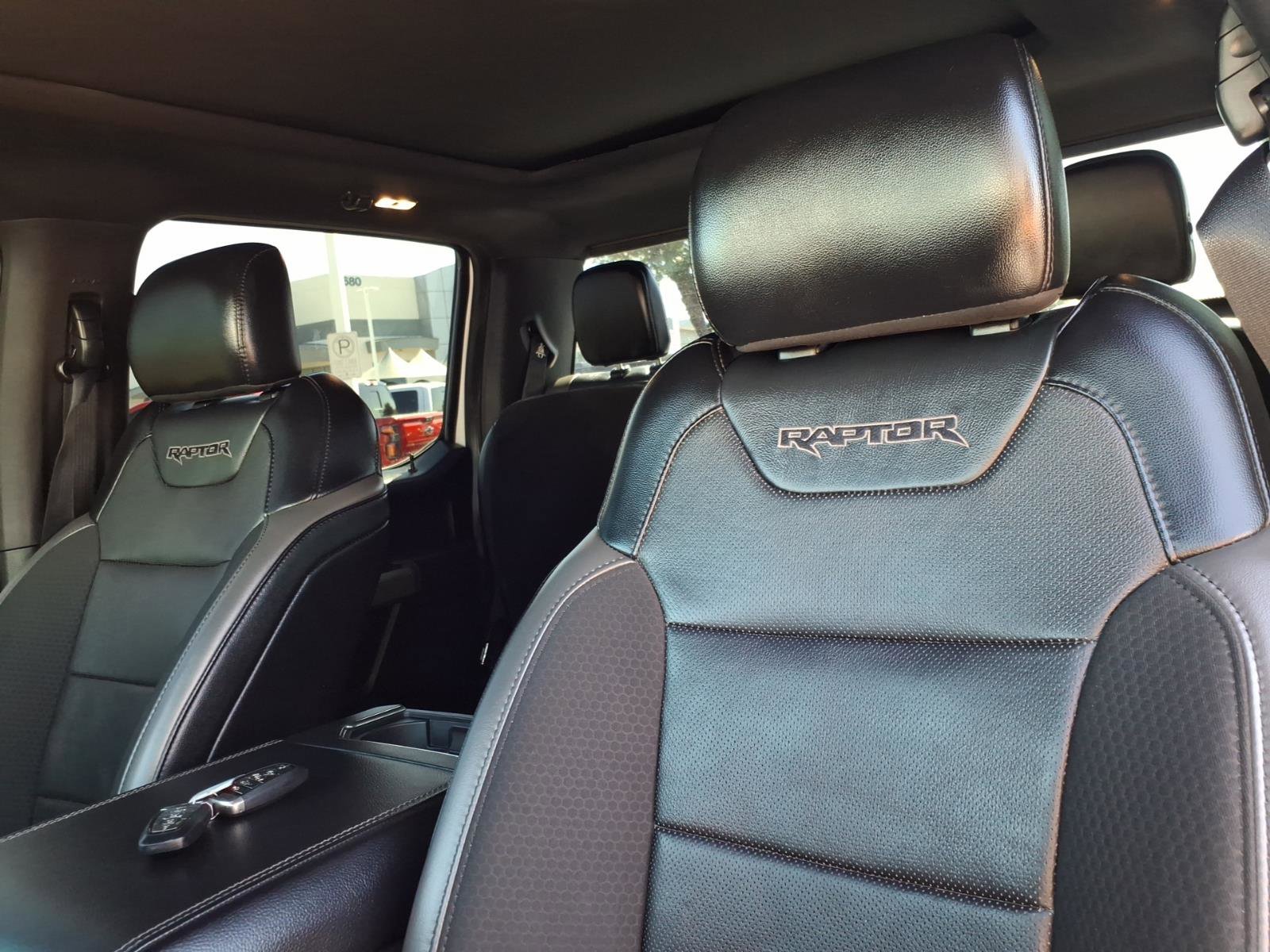 Certified 2019 Ford F150 Raptor w/ Equipment Group 802A Luxury image 17