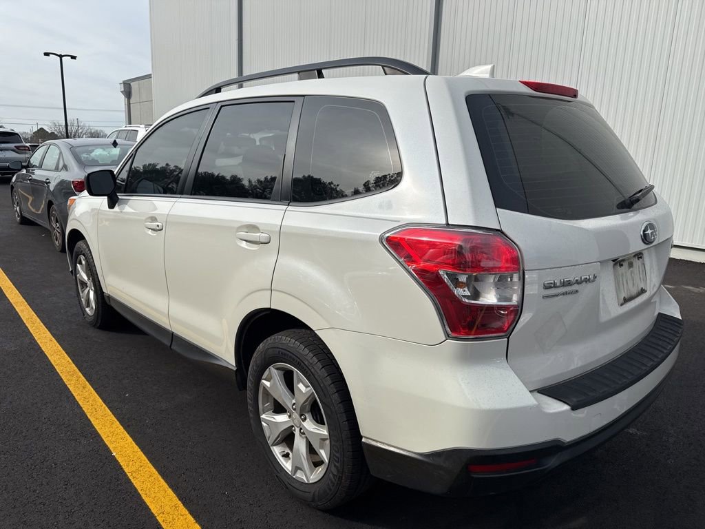 Used 2016 Subaru Forester 2.5i w/ Alloy Wheel Package image 5