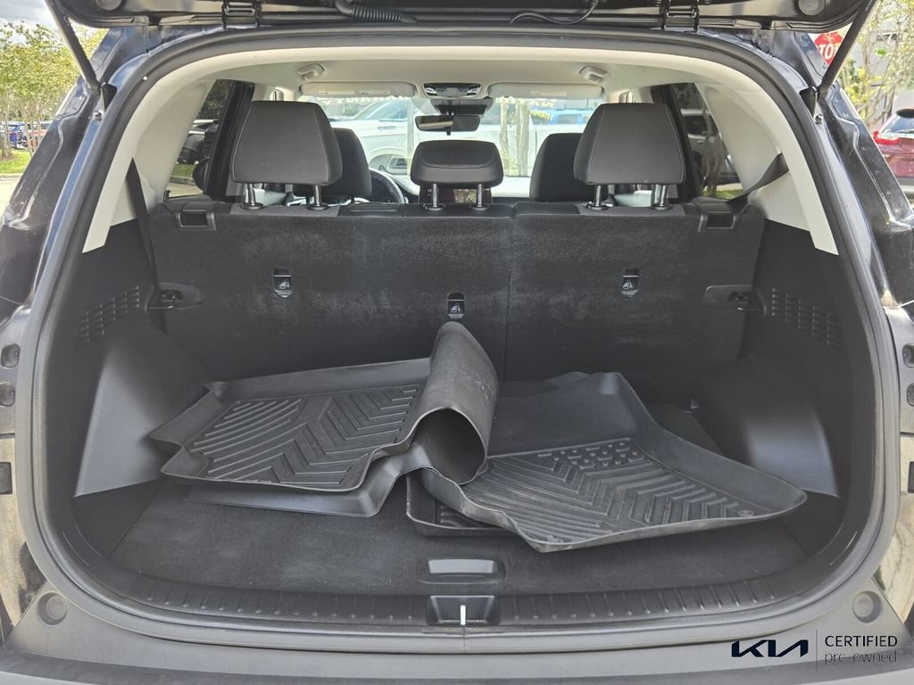 Certified 2023 Kia Seltos S w/ Navigation Package FWD image 14