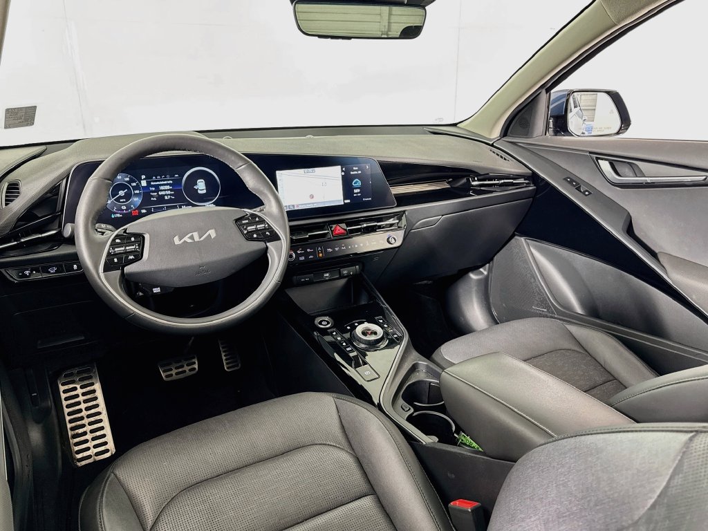 Used 2023 Kia Niro Wave w/ Wave Preserve Package FWD image 27