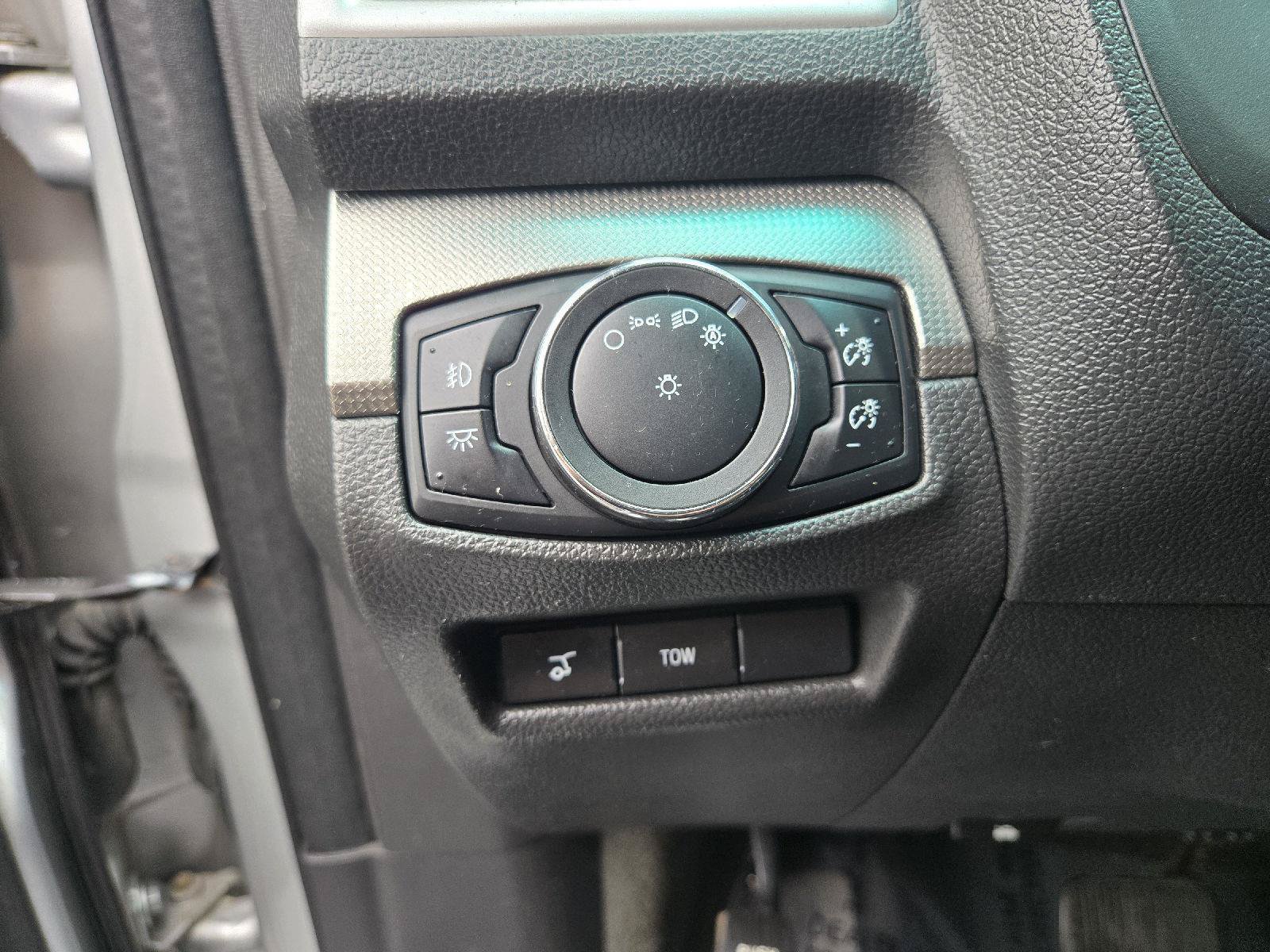 Used 2014 Ford Explorer Sport w/ Equipment Group 401A AWD/4WD image 16