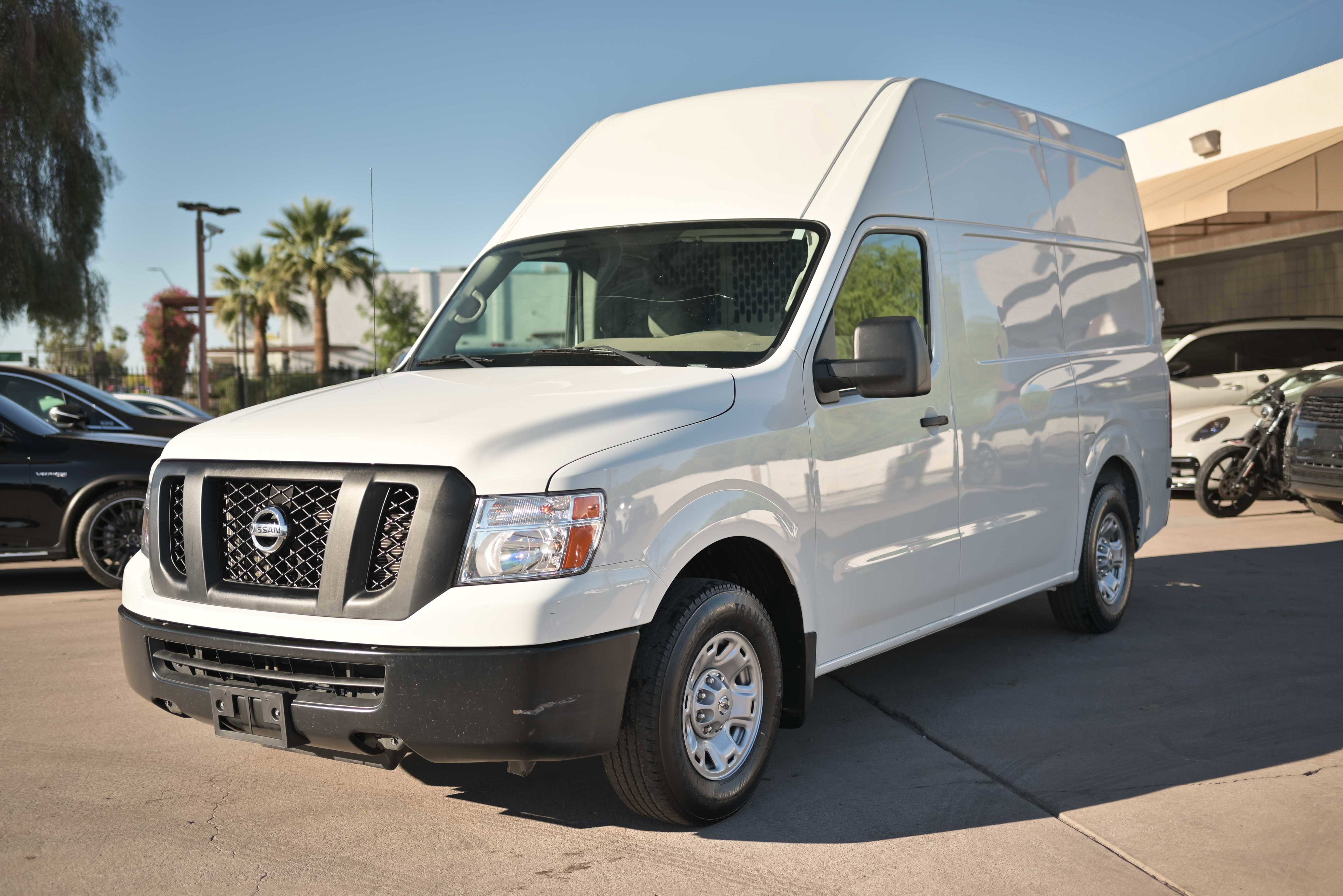 Used 2021 Nissan NV 2500 SV w/ Navigation Package image 1