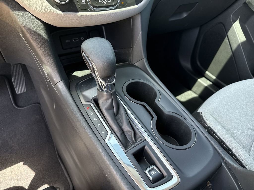 Used 2023 Chevrolet Equinox LS FWD image 26