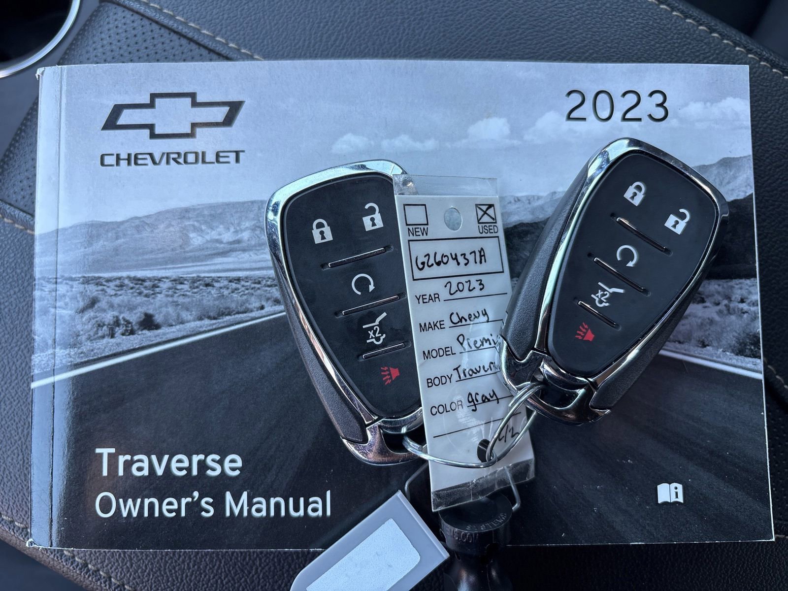 Used 2023 Chevrolet Traverse Premier w/ Redline Edition FWD image 38
