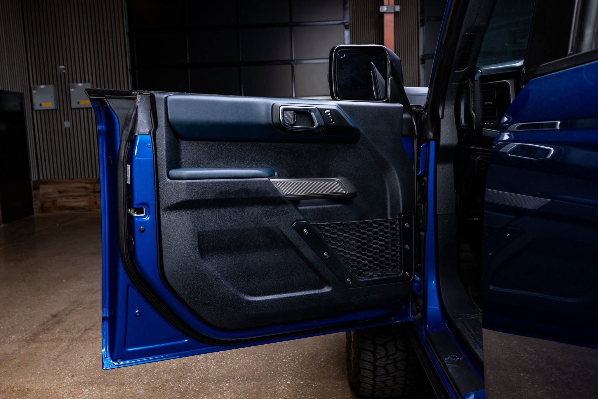 Used 2021 Ford Bronco First Edition AWD/4WD image 34