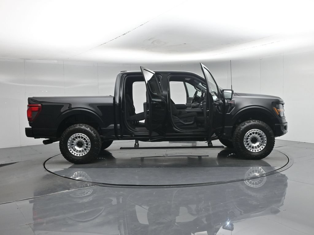 Used 2025 Ford F150 XLT w/ Equipment Group 302A MID AWD/4WD image 4