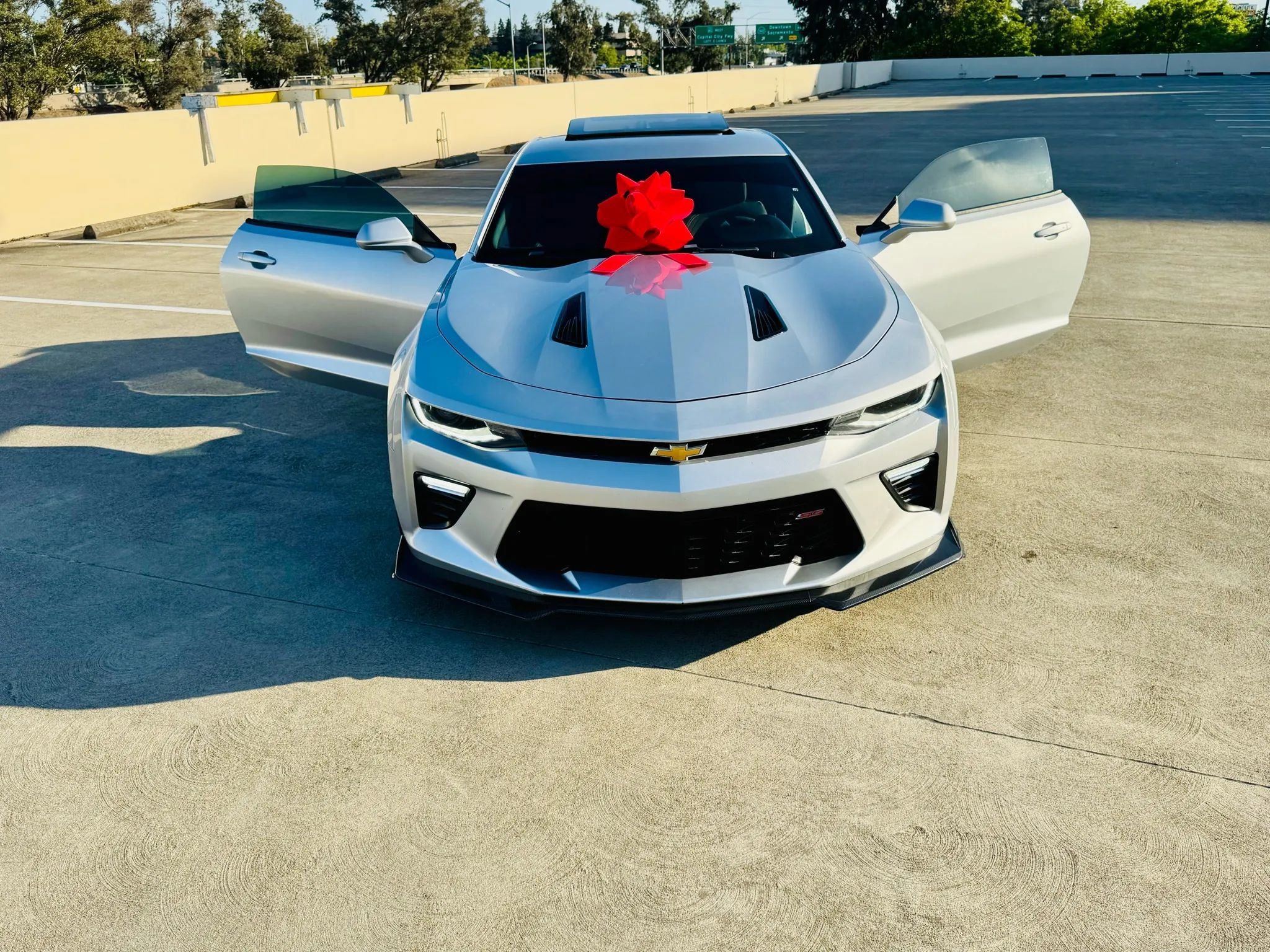 Used 2017 Chevrolet Camaro SS image 39