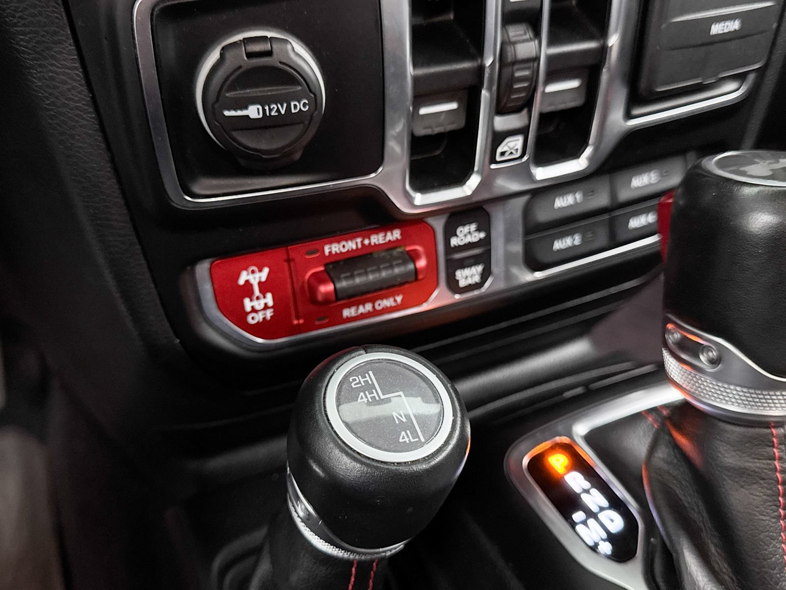 Used 2021 Jeep Wrangler Unlimited Rubicon AWD/4WD image 8