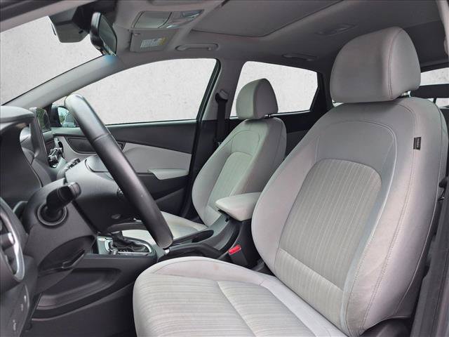 Used 2023 Hyundai Kona SEL w/ Convenience Package FWD image 17