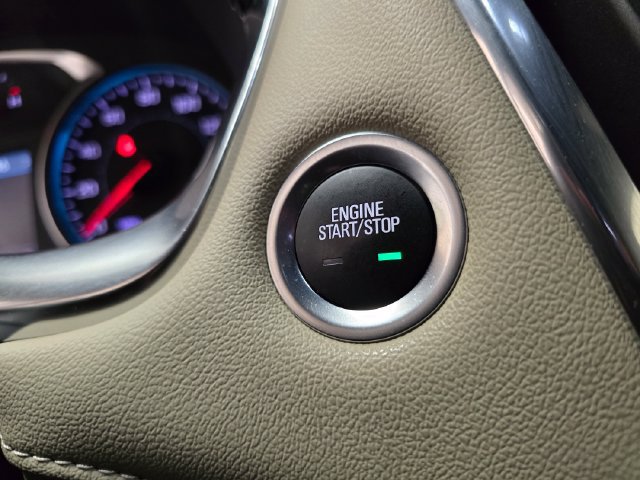 Used 2023 Chevrolet Traverse LT AWD/4WD image 19