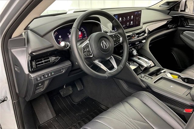Used 2025 Acura MDX w/ Advance Package image 17