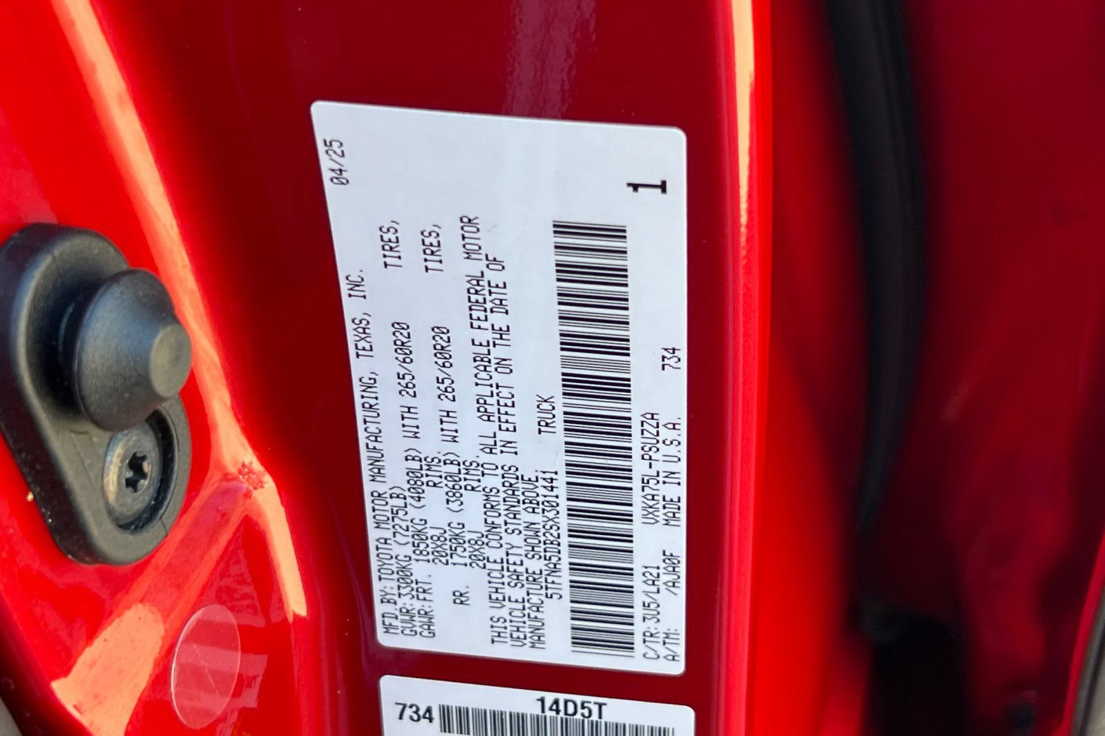Used 2025 Toyota Tundra Platinum AWD/4WD image 27