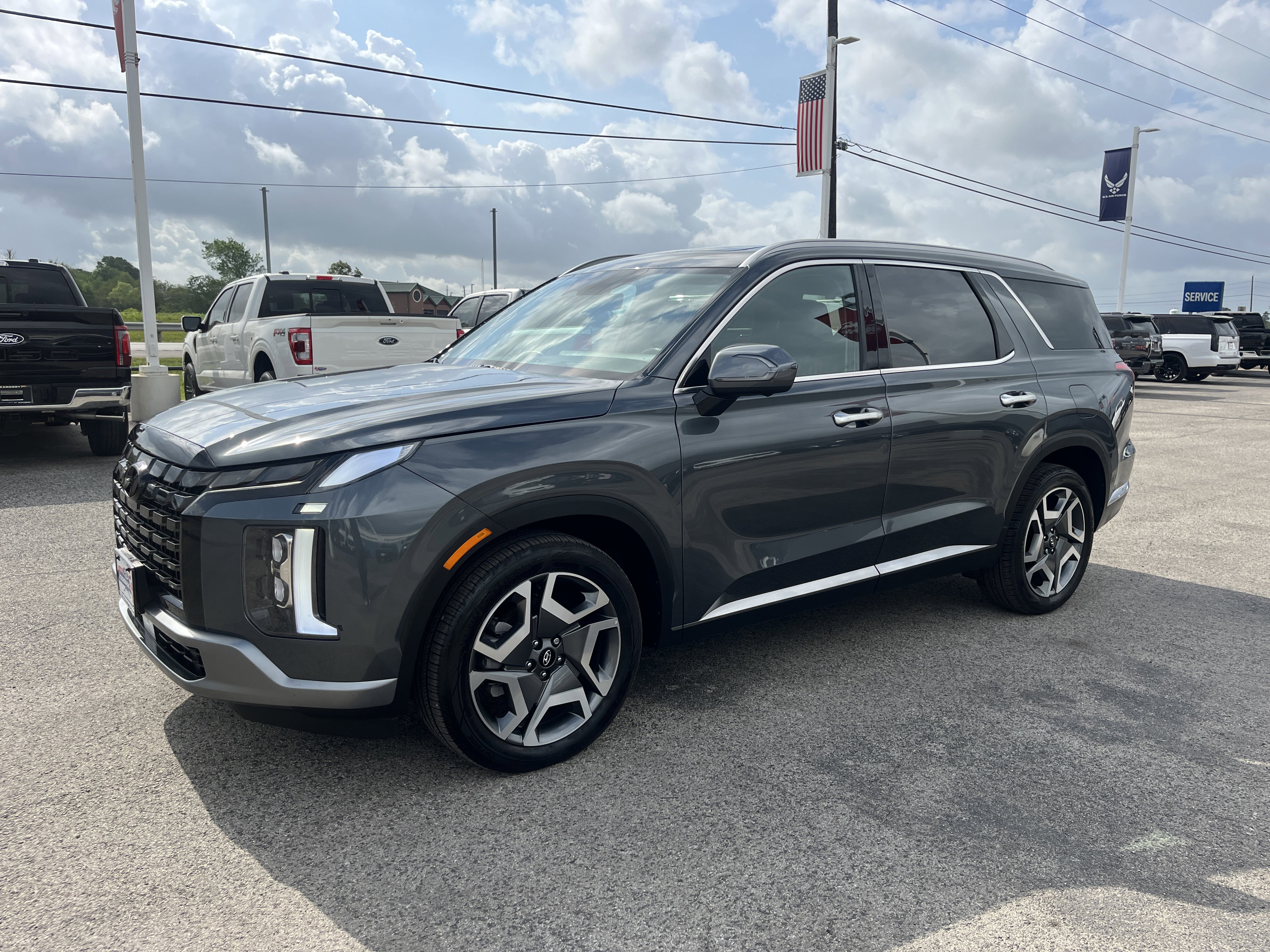 Used 2025 Hyundai Palisade Limited image 7