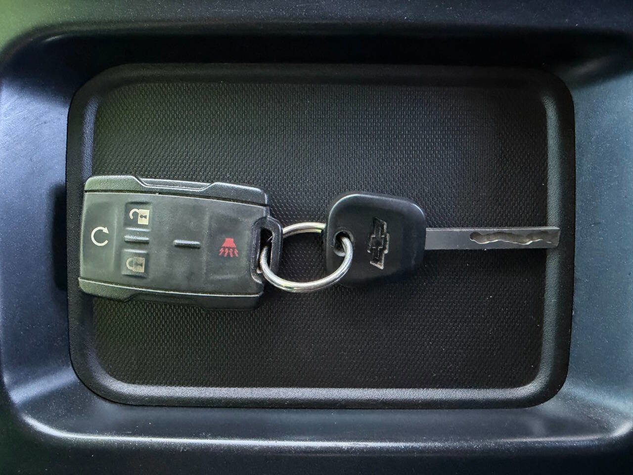 Used 2017 Chevrolet Silverado 1500 LT w/ All Star Edition image 40