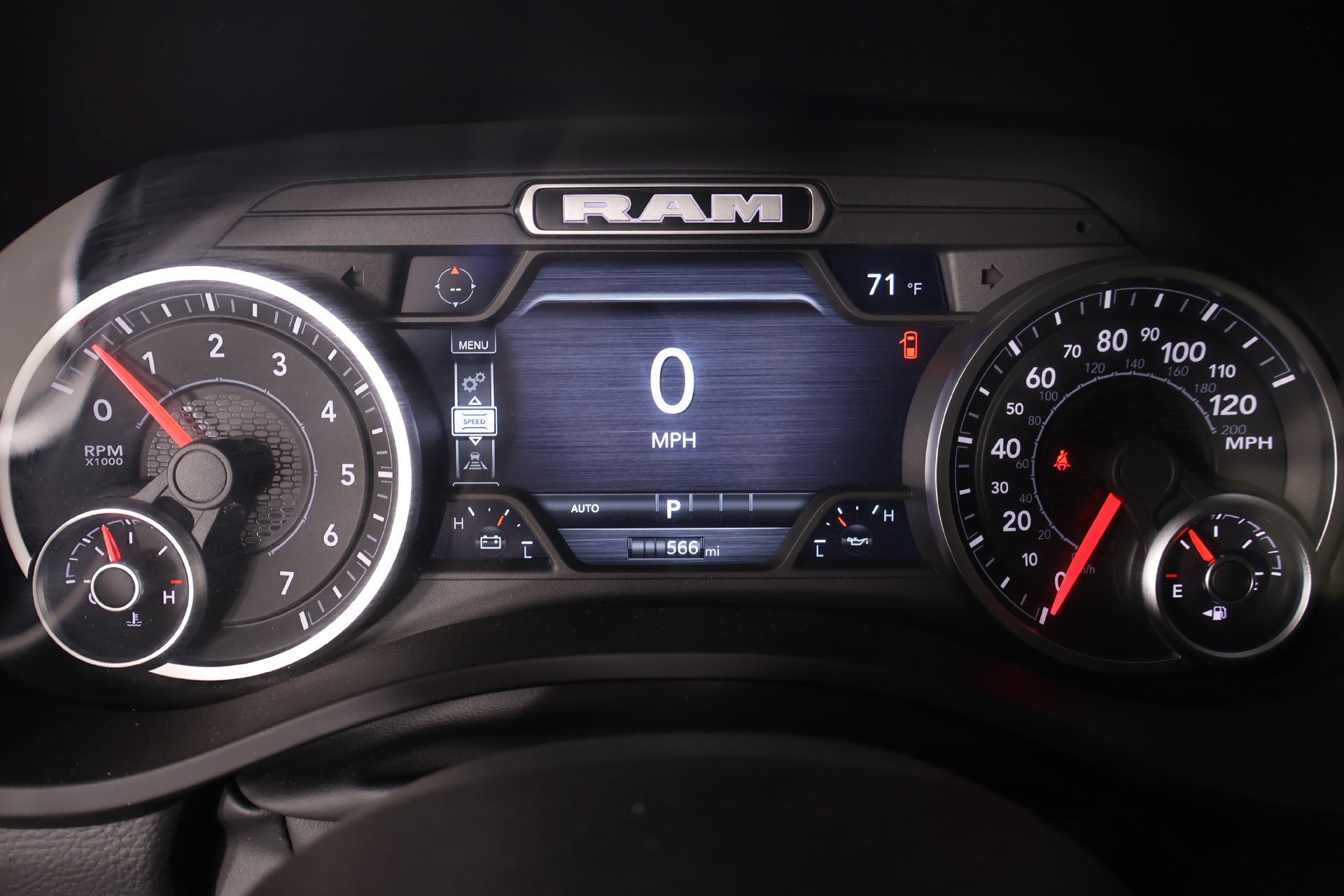 New 2026 RAM 1500 4x4 Crew Cab image 4