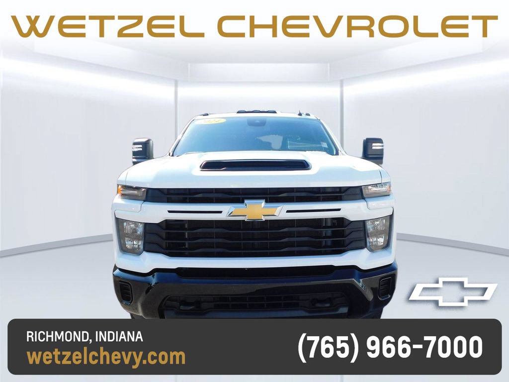 Used 2024 Chevrolet Silverado 2500 Custom w/ Custom Value Package AWD/4WD image 12