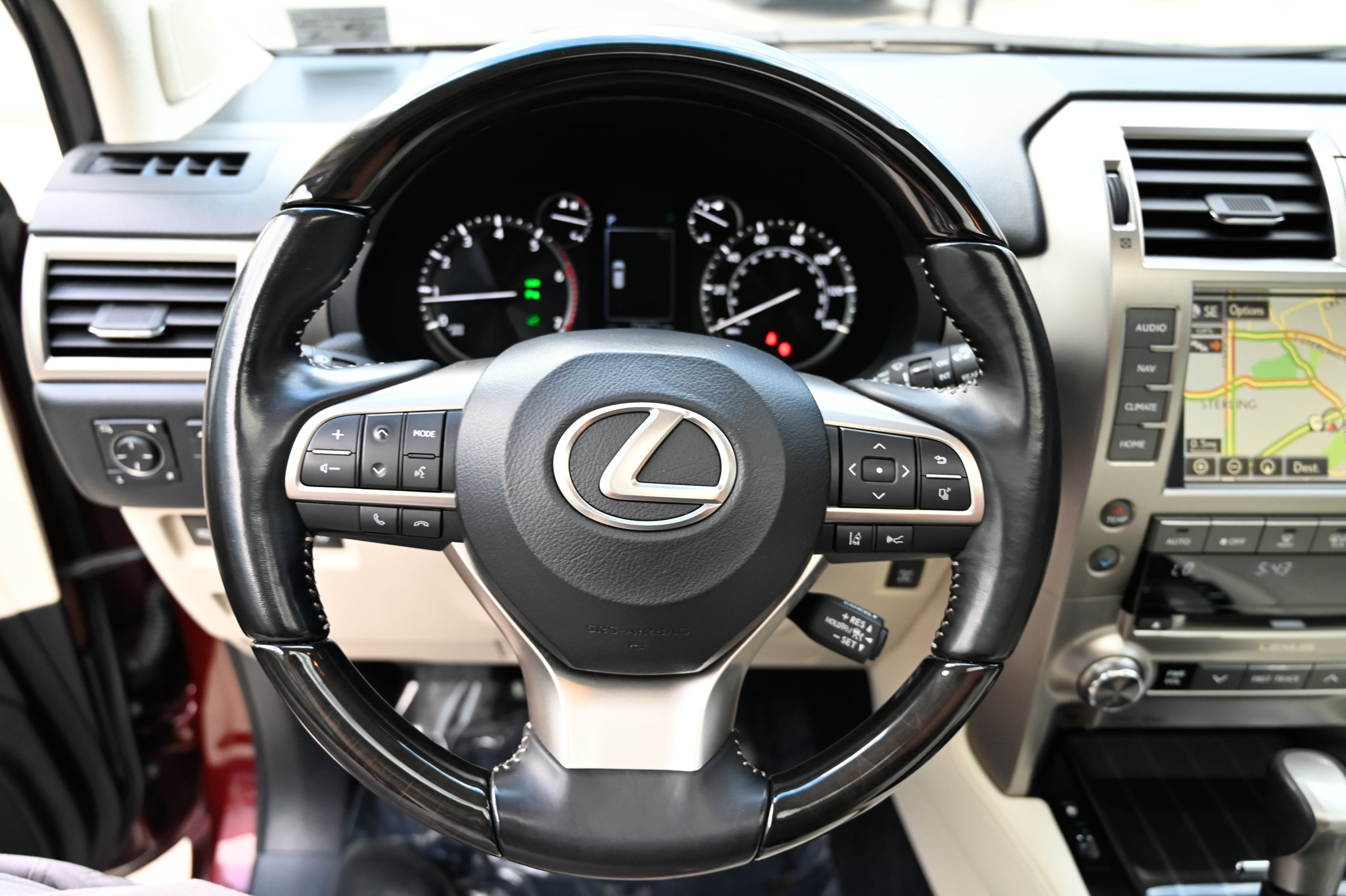 Used 2021 Lexus GX 460 Premium w/ Premium Package AWD/4WD image 22