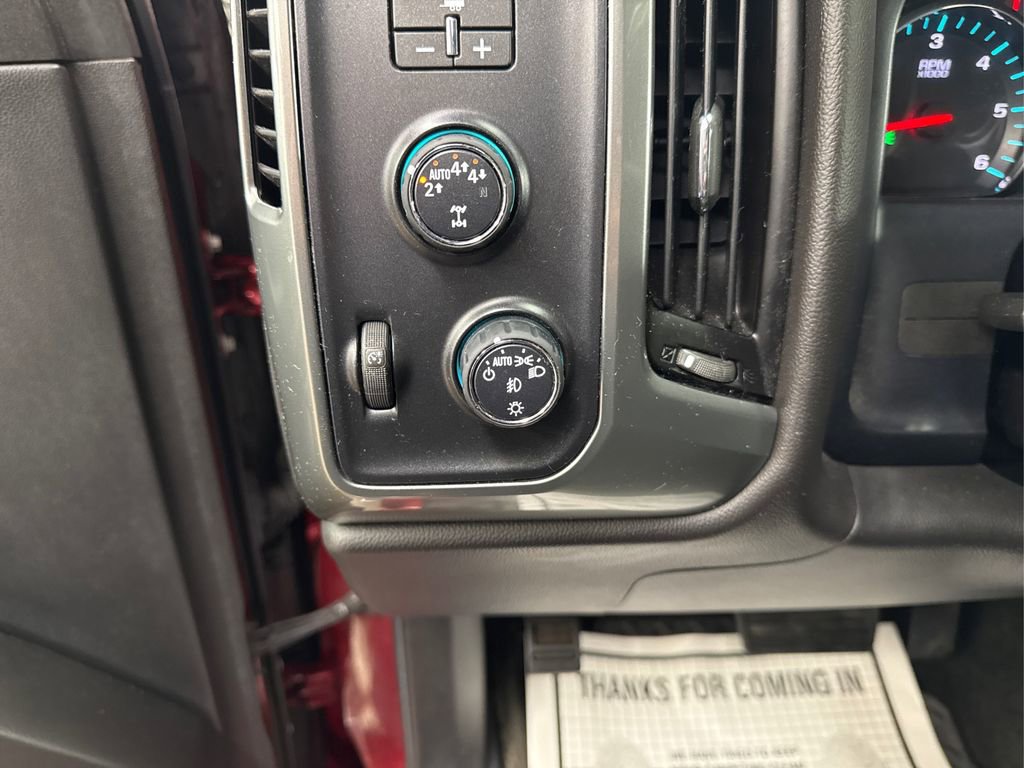 Used 2018 Chevrolet Silverado 1500 LT w/ All Star Edition image 25