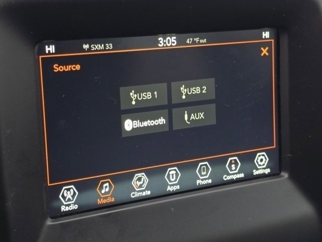 Used 2020 Jeep Compass Latitude image 9