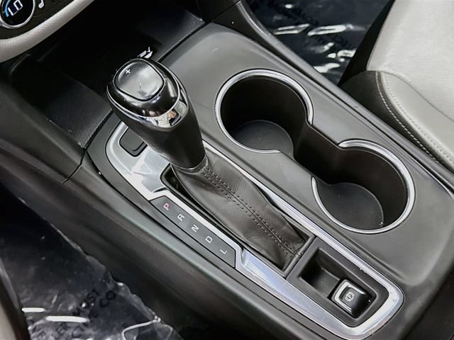 Used 2018 Chevrolet Equinox Premier AWD/4WD image 17