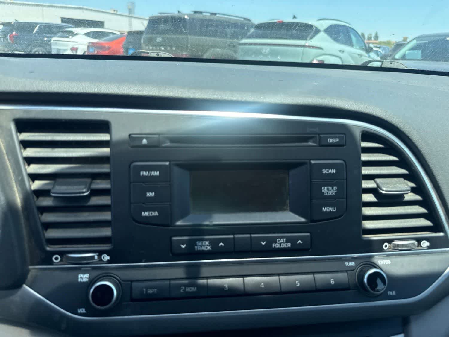 Used 2017 Hyundai Elantra SE FWD image 22
