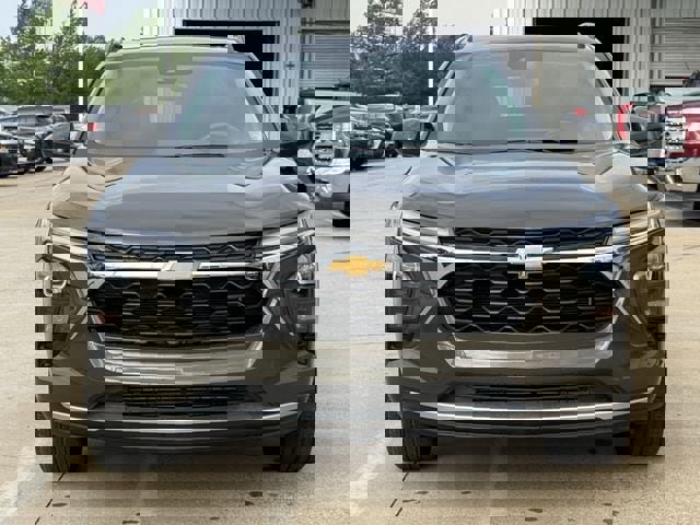 Used 2024 Chevrolet Trax LT w/ Sunroof Package FWD image 8