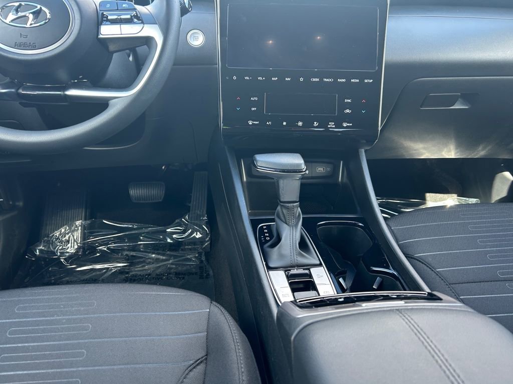 Certified 2024 Hyundai Santa Cruz SEL w/ Activity Package image 11