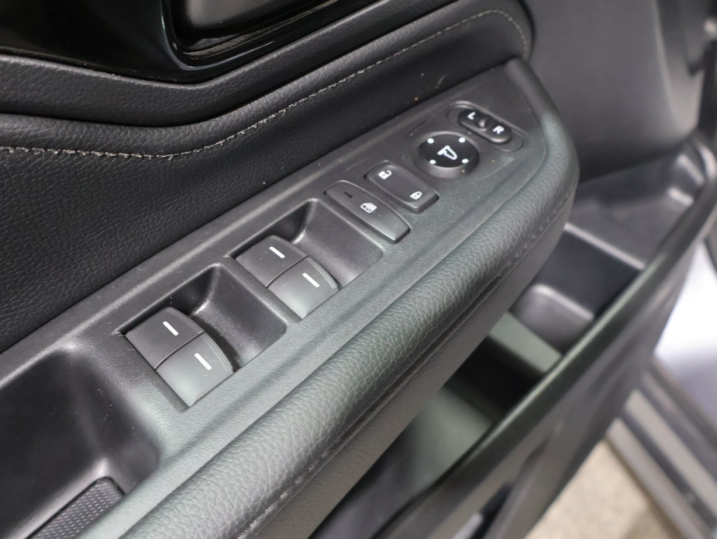 Used 2026 Honda Odyssey Touring image 14